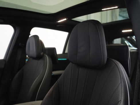 Certified 2023 Mercedes-Benz EQS 580 4MATIC SUV image 13