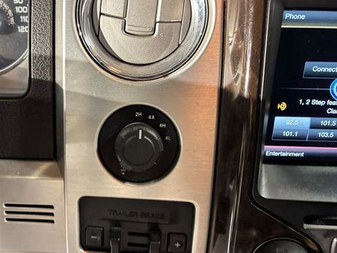 Used 2014 Ford F150 Platinum image 15