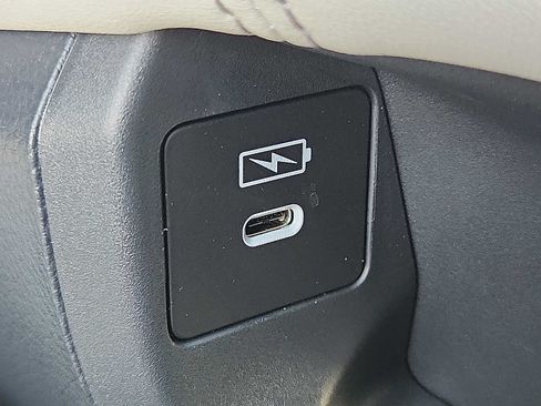 Certified 2024 Honda HR-V EX-L image 27
