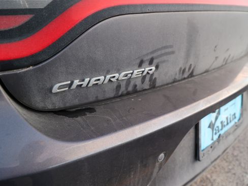 Used 2020 Dodge Charger SXT image 11