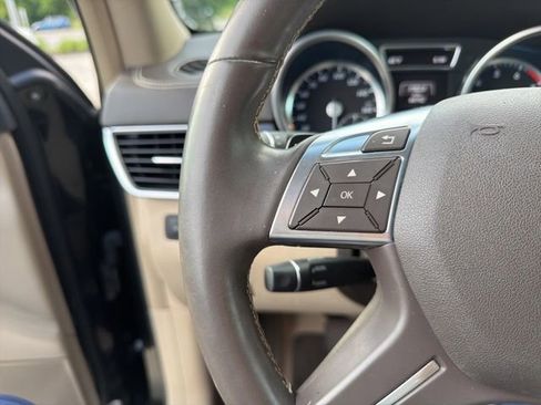 Used 2016 Mercedes-Benz GL 450 4MATIC image 10