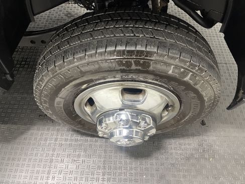 Used 2024 RAM 3500 Big Horn image 26