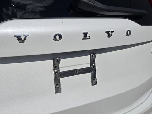 Certified 2023 Volvo XC90 B6 Ultimate w/ Lounge Package AWD/4WD image 10