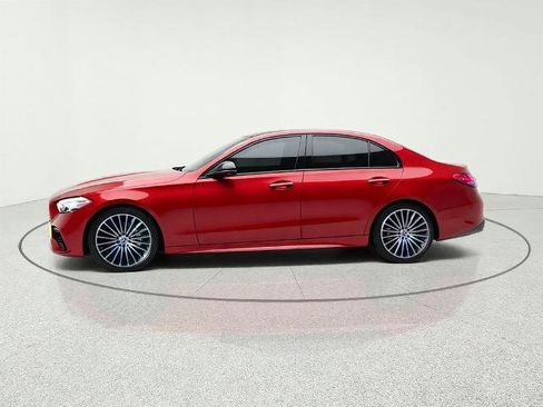 Used 2024 Mercedes-Benz C 300 Sedan image 4