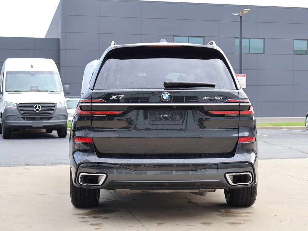 Used 2026 BMW X7 xDrive40i w/ Executive Package AWD/4WD image 6