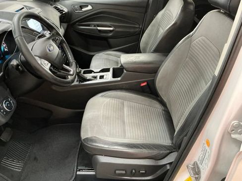 Used 2017 Ford Escape Titanium FWD image 14