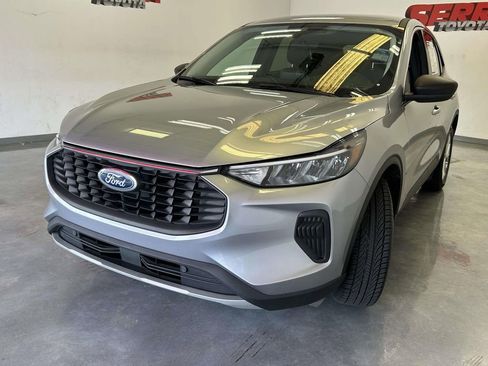 Used 2024 Ford Escape Active FWD image 8