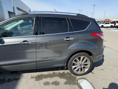 Used 2015 Ford Escape SE w/ SE Chrome Package image 5