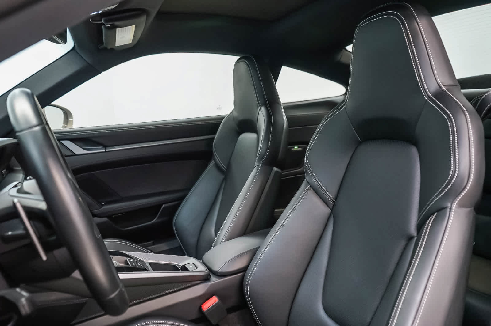 Certified 2022 Porsche 911 Carrera RWD image 5