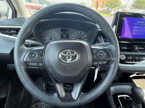 Used 2024 Toyota Corolla LE FWD image 17