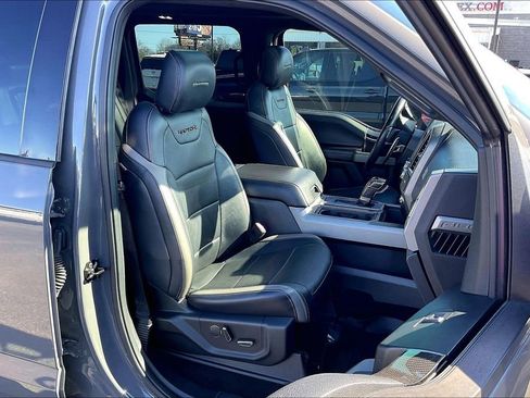 Used 2018 Ford F150 Raptor w/ Equipment Group 802A Luxury image 32