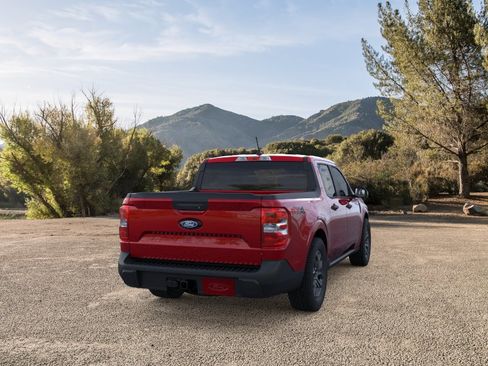 New 2026 Ford Maverick XLT w/ XLT Luxury Package image 8