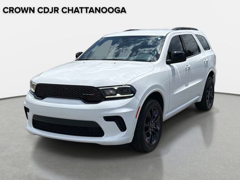 Certified 2023 Dodge Durango SXT w/ SXT Blacktop Group AWD/4WD image 8