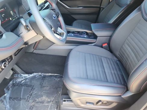 Used 2026 Ford Explorer ST-Line w/ ST-Line Street Pack AWD/4WD image 7