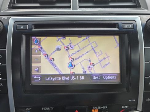 Used 2012 Toyota Camry XLE image 15