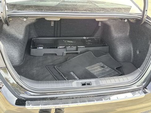 Used 2023 Nissan Altima 2.5 SV image 13