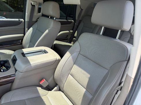 Used 2018 GMC Yukon SLT w/ Open Road Package RWD image 37