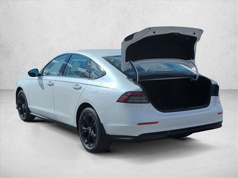 New 2025 Honda Accord SE image 9