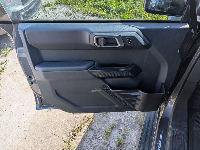 Used 2024 Ford Bronco Badlands AWD/4WD image 6