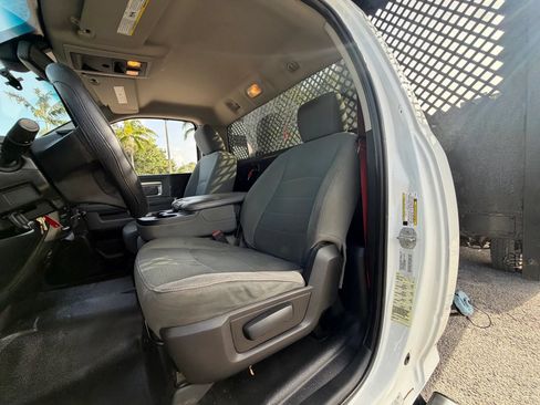 Used 2016 RAM 5500 Tradesman w/ Power Accessory Group AWD/4WD image 12