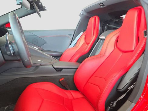 Used 2021 Chevrolet Corvette Stingray Coupe w/ 1LT RWD image 7
