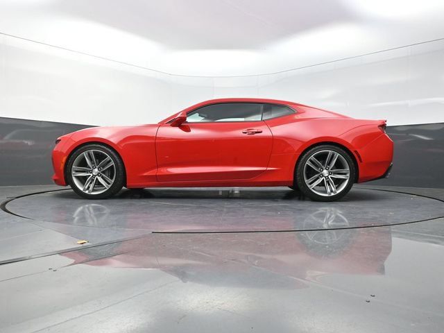 Used 2018 Chevrolet Camaro LT w/ RS Package RWD image 30