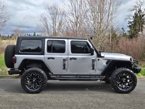 Used 2018 Jeep Wrangler Unlimited Sport AWD/4WD image 11