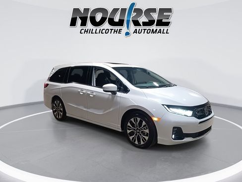 Used 2026 Honda Odyssey Elite image 2