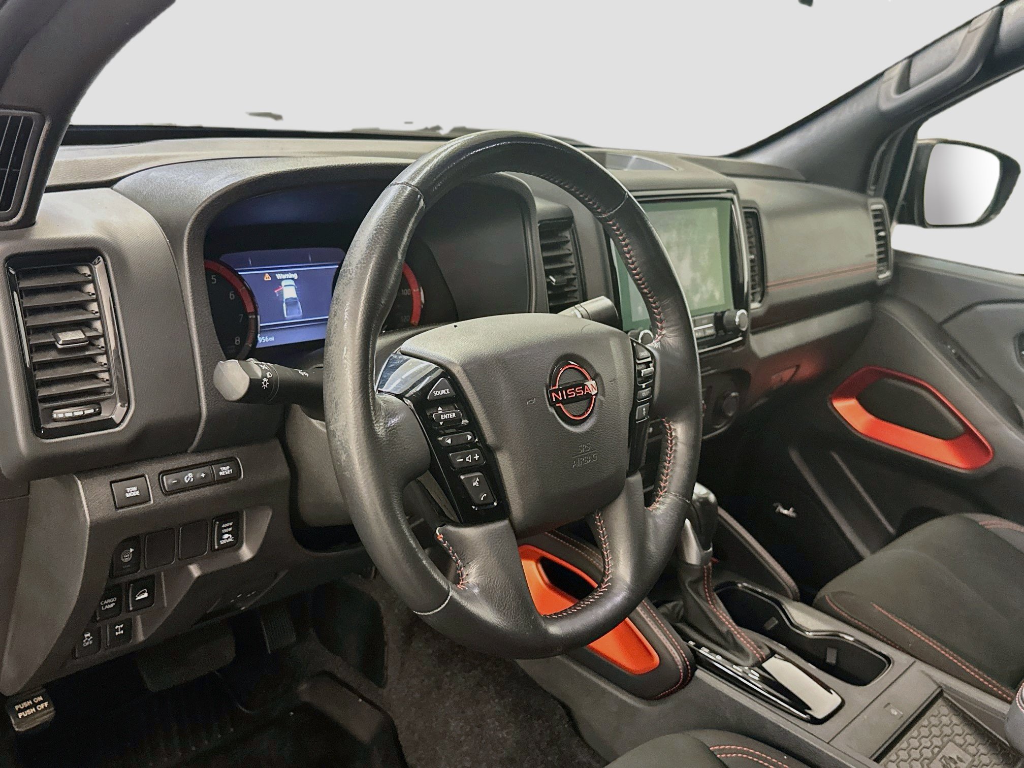 Used 2023 Nissan Frontier PRO-4X w/ Pro Convenience Package AWD/4WD image 18
