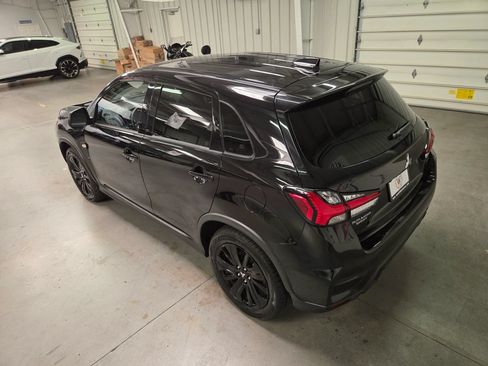 Used 2026 Mitsubishi Outlander Sport AWD image 5