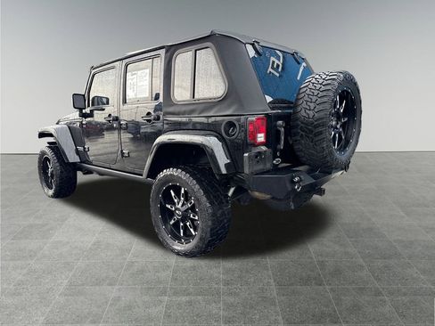 Used 2013 Jeep Wrangler Unlimited Rubicon w/ Dual Top Group image 3