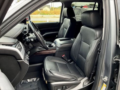 Used 2020 GMC Yukon SLT image 8