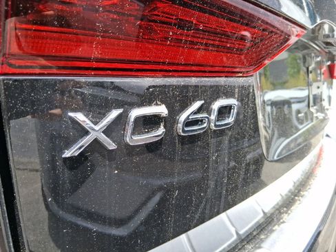 New 2026 Volvo XC60 T8 Plus w/ Protection Package Premier AWD/4WD image 7