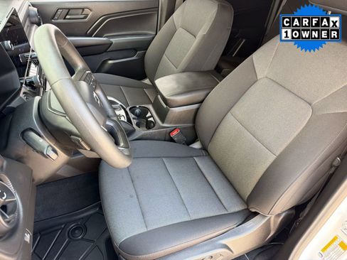 Used 2024 Chevrolet Colorado Trail Boss w/ Technology Package AWD/4WD image 5