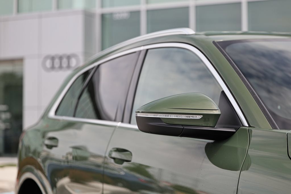 New 2026 Audi Q5 Premium Plus AWD/4WD image 4