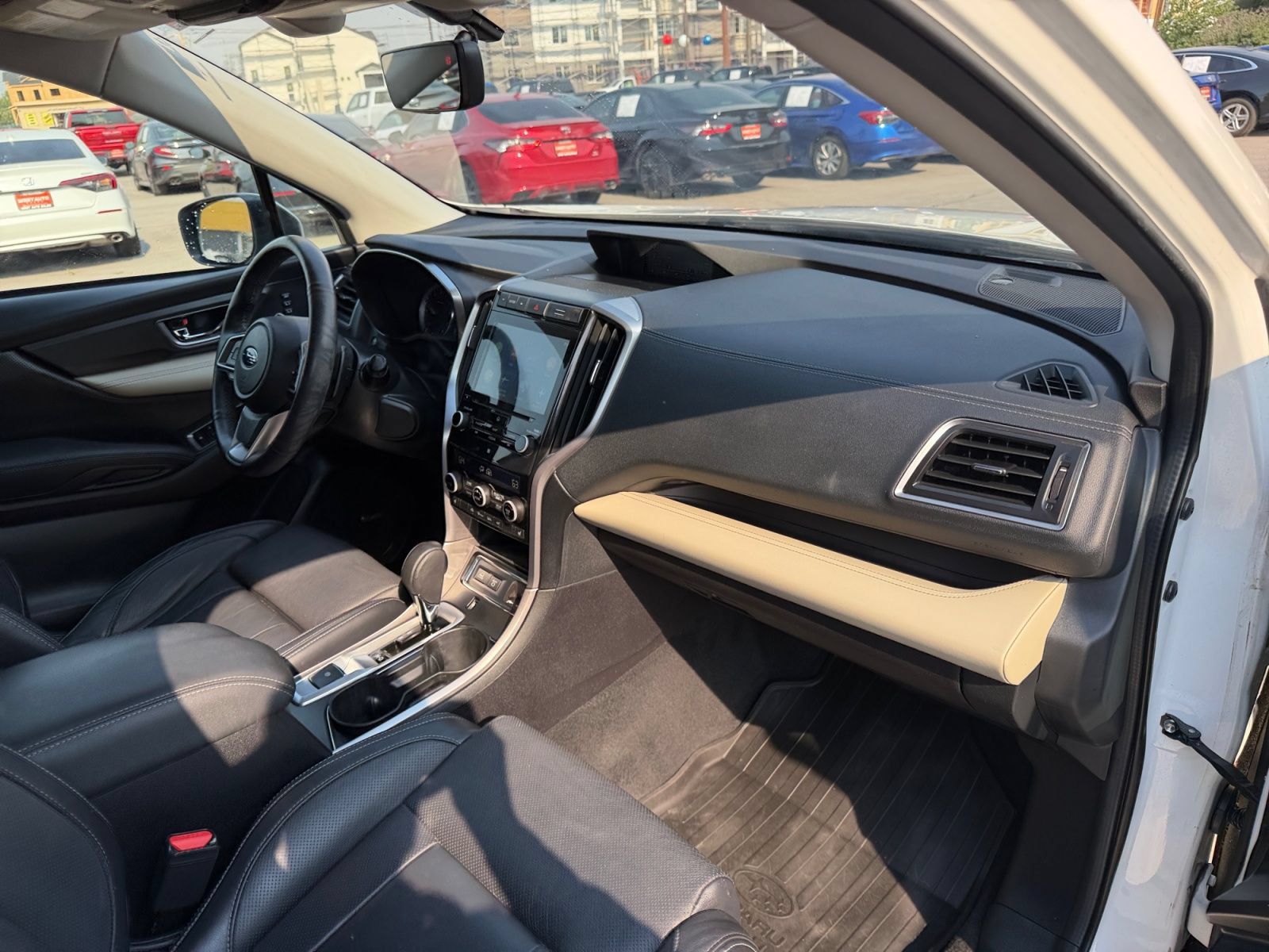 Used 2022 Subaru Ascent Limited w/ Technology Package AWD/4WD image 16