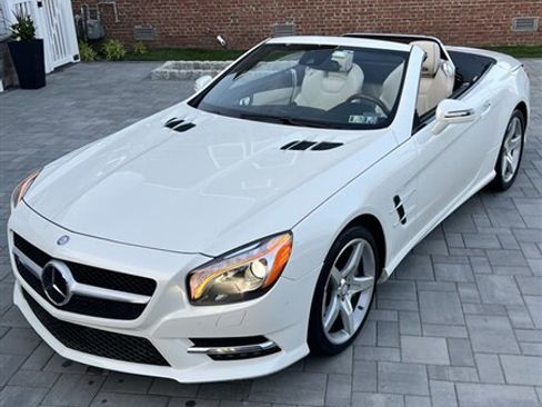 Used 2013 Mercedes-Benz SL 550 image 27