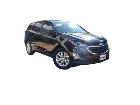 Used 2020 Chevrolet Equinox LS w/ LS Convenience Package image 2