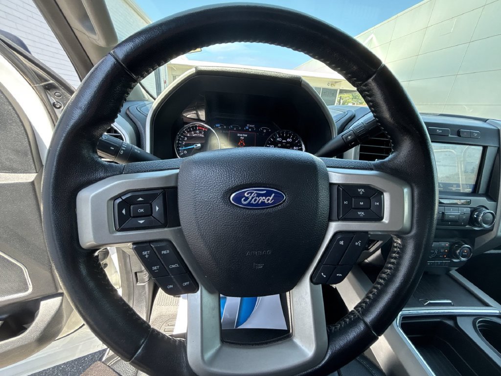Used 2021 Ford F350 Lariat AWD/4WD image 11