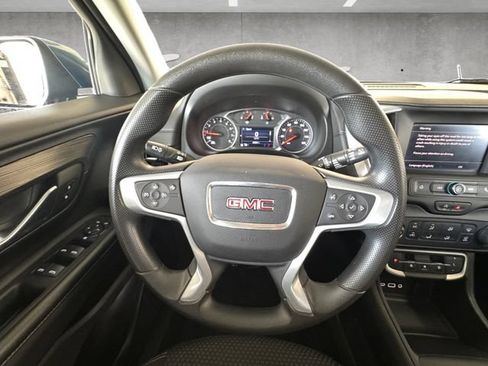 Used 2024 GMC Terrain SLE FWD image 21