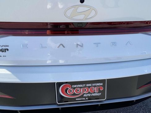 New 2026 Hyundai Elantra SEL Sport Premium image 8