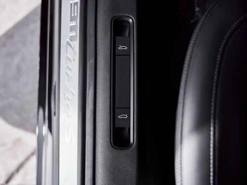 Used 2024 Porsche 911 Turbo S image 33