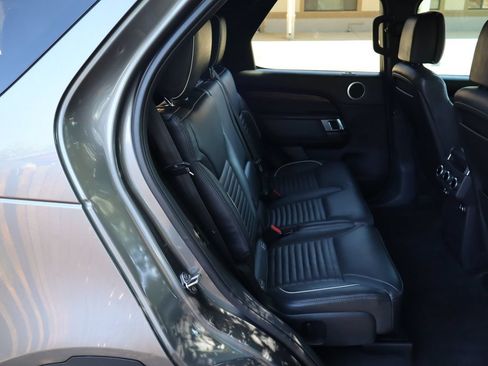 Used 2017 Land Rover Discovery HSE Luxury AWD/4WD image 23