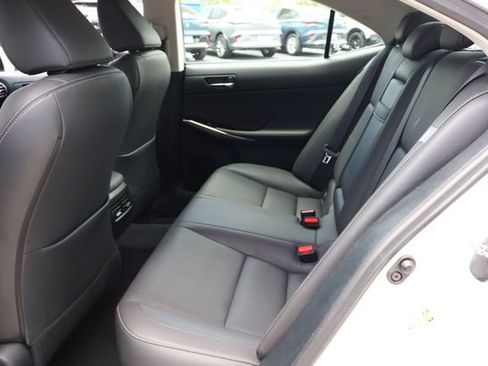 Used 2016 Lexus IS 200t RWD image 16