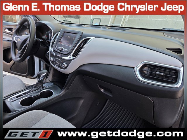 Used 2022 Chevrolet Equinox LS w/ LS Convenience Package FWD image 32