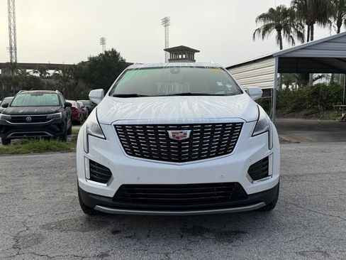 Used 2024 Cadillac XT5 Premium Luxury w/ Technology Package FWD image 3