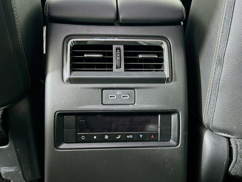 Used 2024 MAZDA CX-90 Plug-In Hybrid w/ Preferred AWD/4WD image 27
