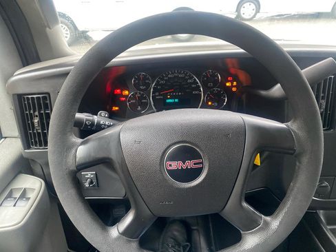 Used 2016 GMC Savana 2500 G2500 Cargo image 7