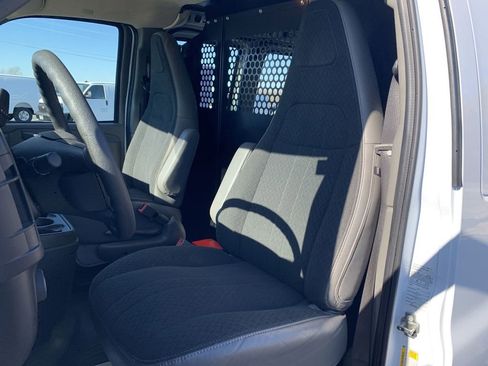 Used 2024 Chevrolet Express 2500 Work Van w/ Driver Convenience Package image 13