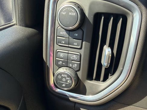 Used 2022 Chevrolet Silverado 2500 LTZ image 18